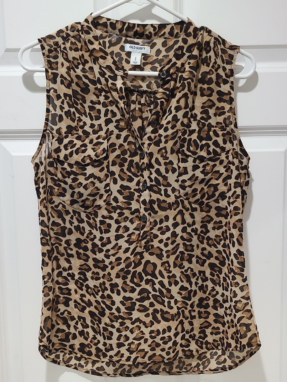Old Navy Leopard Animal Print Sleeveless Popover Blouse  Brown/Tan